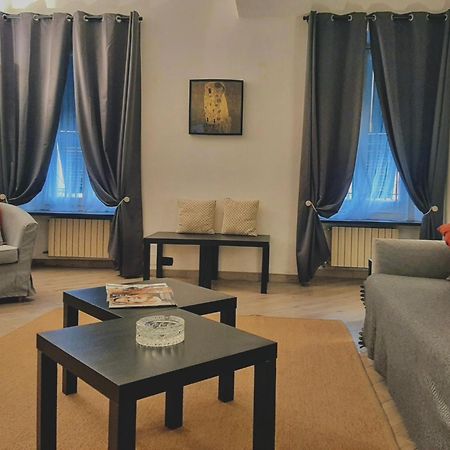 Posidonia Casa Al Mare In Citta Apartment เจนัว ภายนอก รูปภาพ