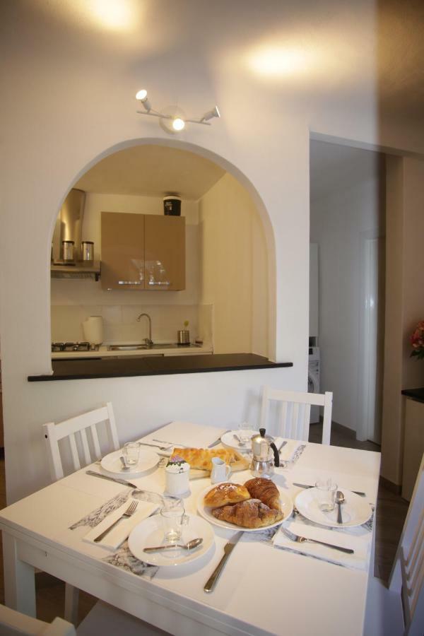 Posidonia Casa Al Mare In Citta Apartment เจนัว ภายนอก รูปภาพ